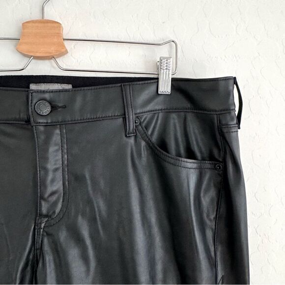 Torrid Perfect Skinny Faux Leather Mid Rise Pant Size 18R - Picture 6 of 12